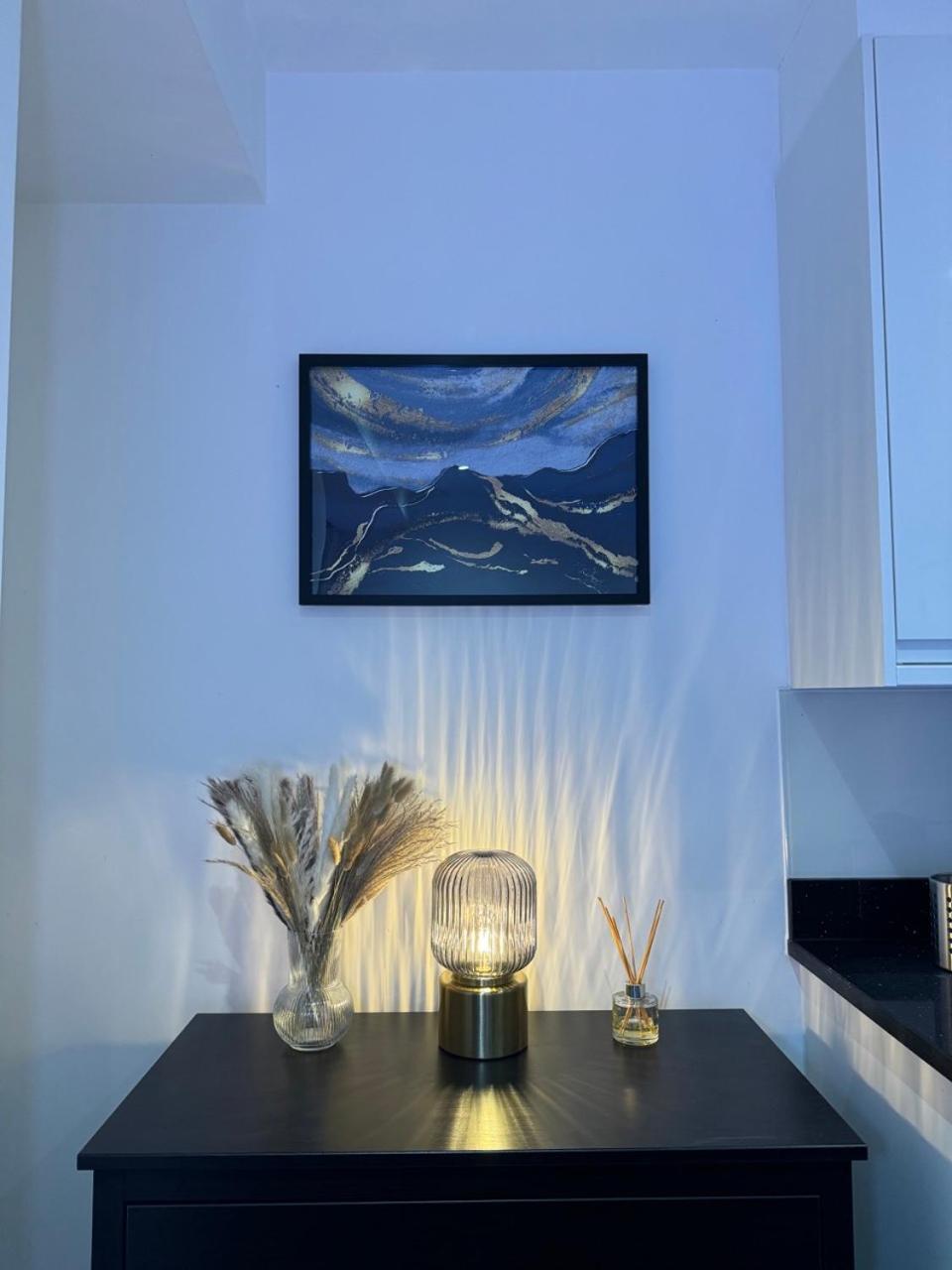 Luxury 2 Bedroom Apartment In Central Croydon With Free Parking Εξωτερικό φωτογραφία